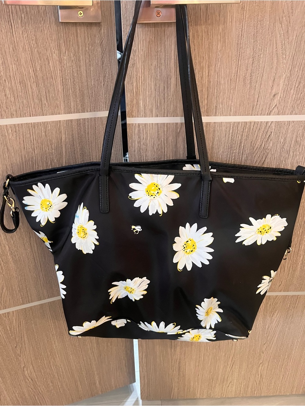kate spade diaper bag with diaper changing mat .excellent condition, - Picture 3 of 8